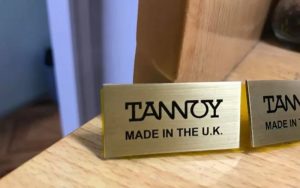 tem nhãn sản phẩm bằng đồng